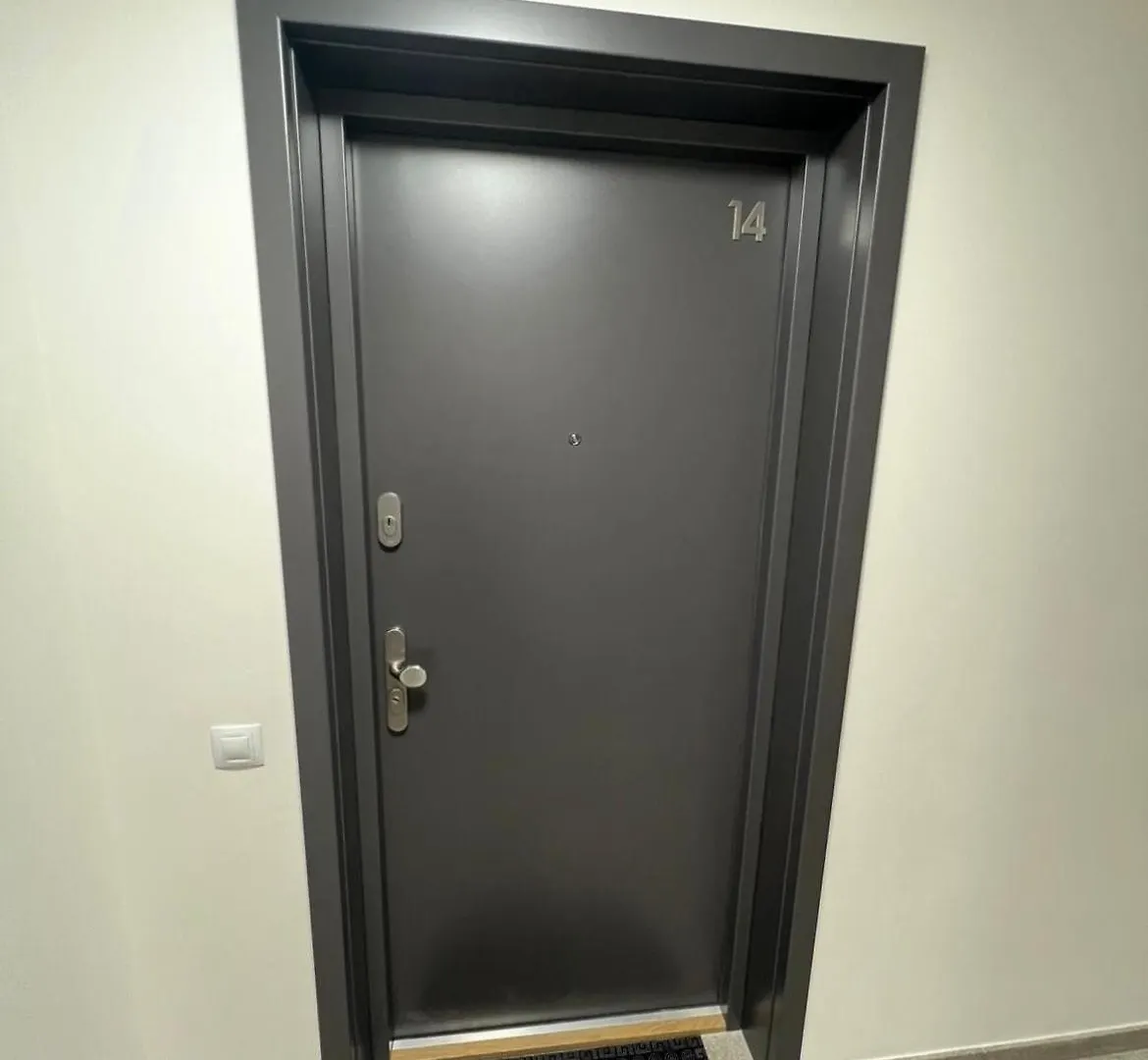 Bright & Cosy 1-Bedroom Apartment With Balcony Praga